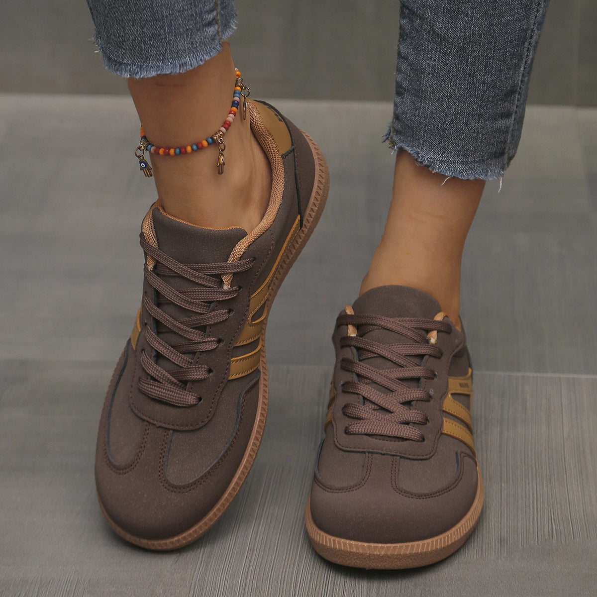 Lace-Up Low-Top Sneakers – Women’s Training Shoes