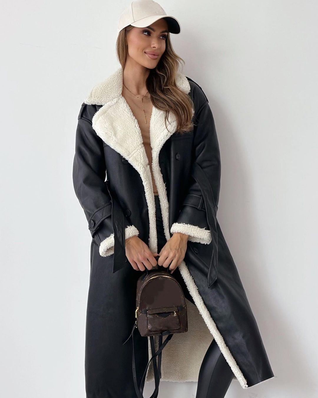 Women’s Belted Double-Breasted Winter Trench Coat – Elegant Warmth & Timeless Style