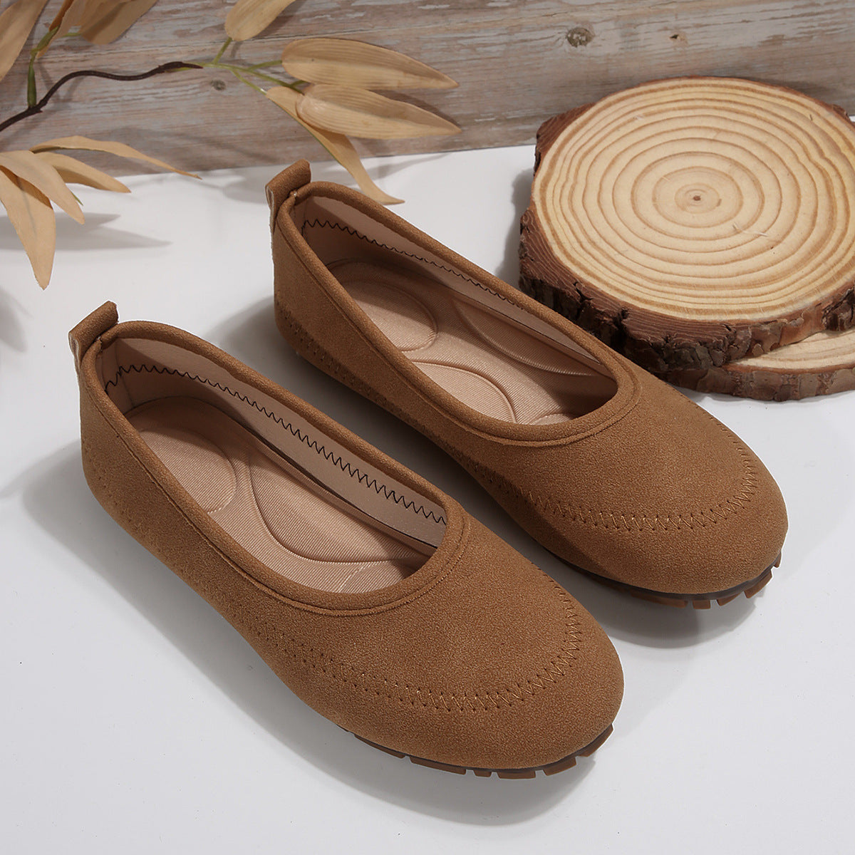 Women’s Low-Cut Round-Toe Loafers