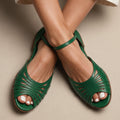 ☀️ Women’s Cut-Out Peep-Toe Flat Sandals – Chic Multi-Strap Summer Style