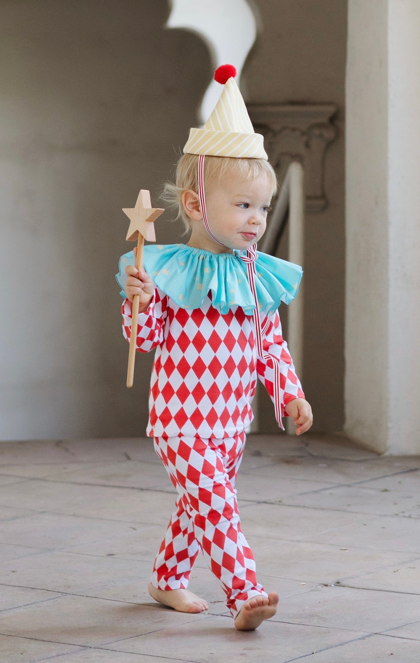 🎪🤡 Vintage Harlequin Clown Costume for Kids – Circus Halloween Costume 🎃
