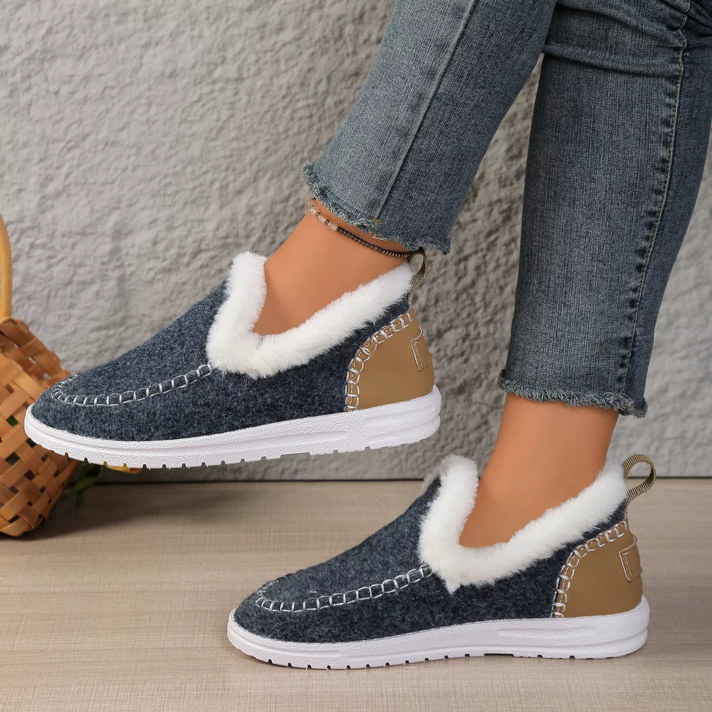 Plush-Lined Slip-Ons – Cozy Comfort Meets Effortless Style