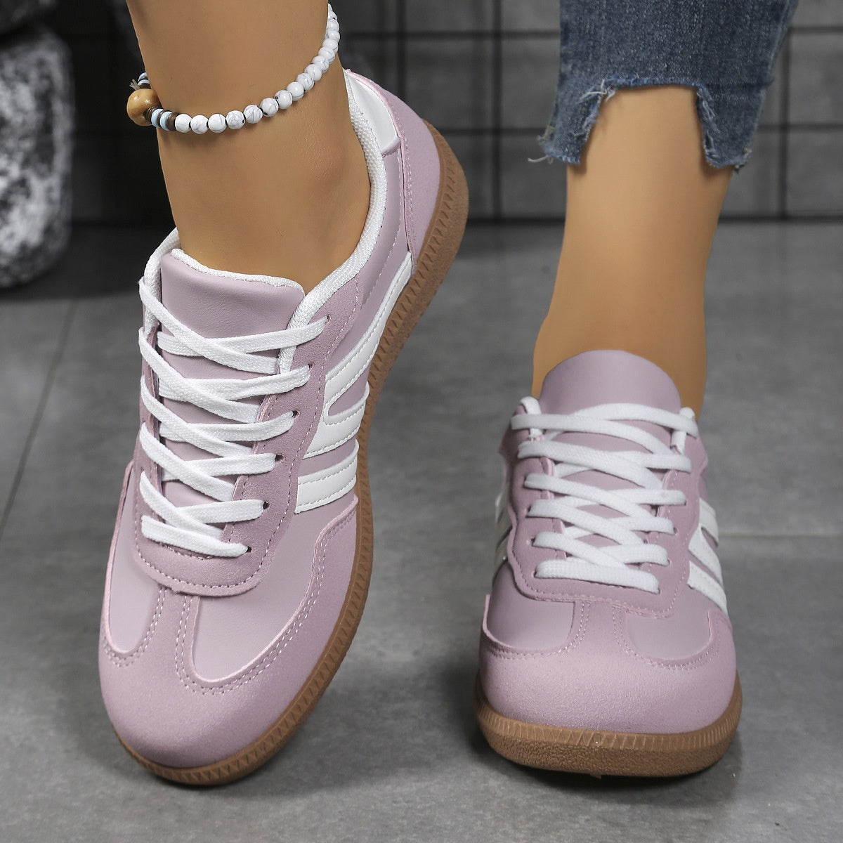 Lace-Up Low-Top Sneakers – Women’s Training Shoes