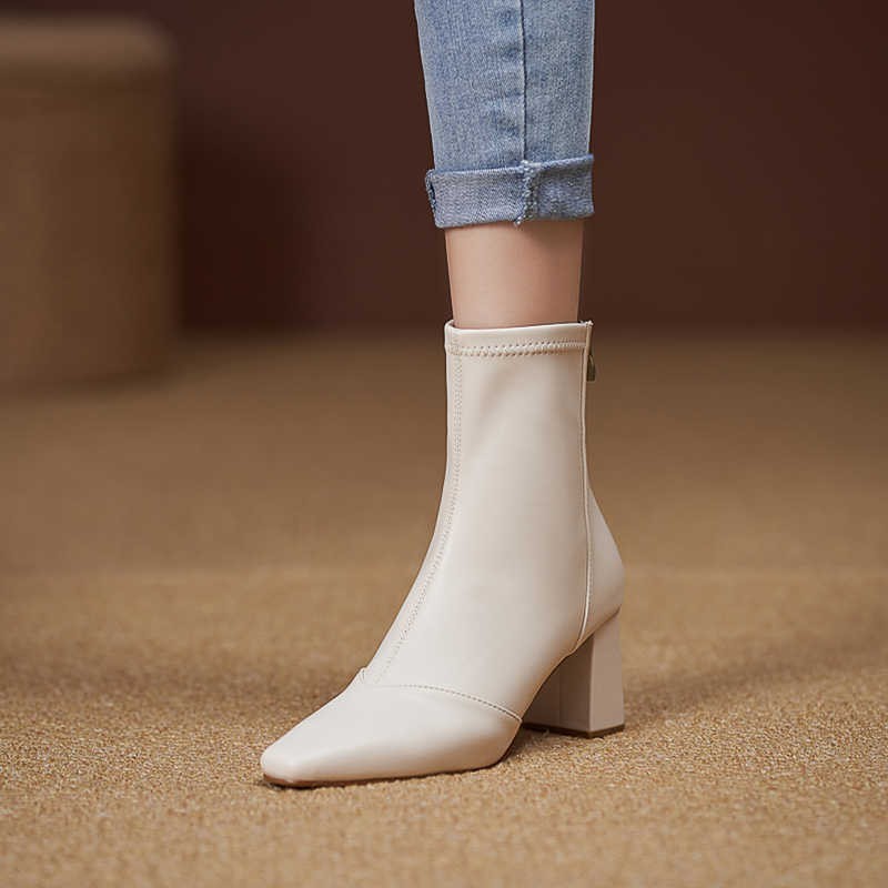 Soft Leather Zip-Back Velvet-Lined Skinny Boots – Sleek Heels