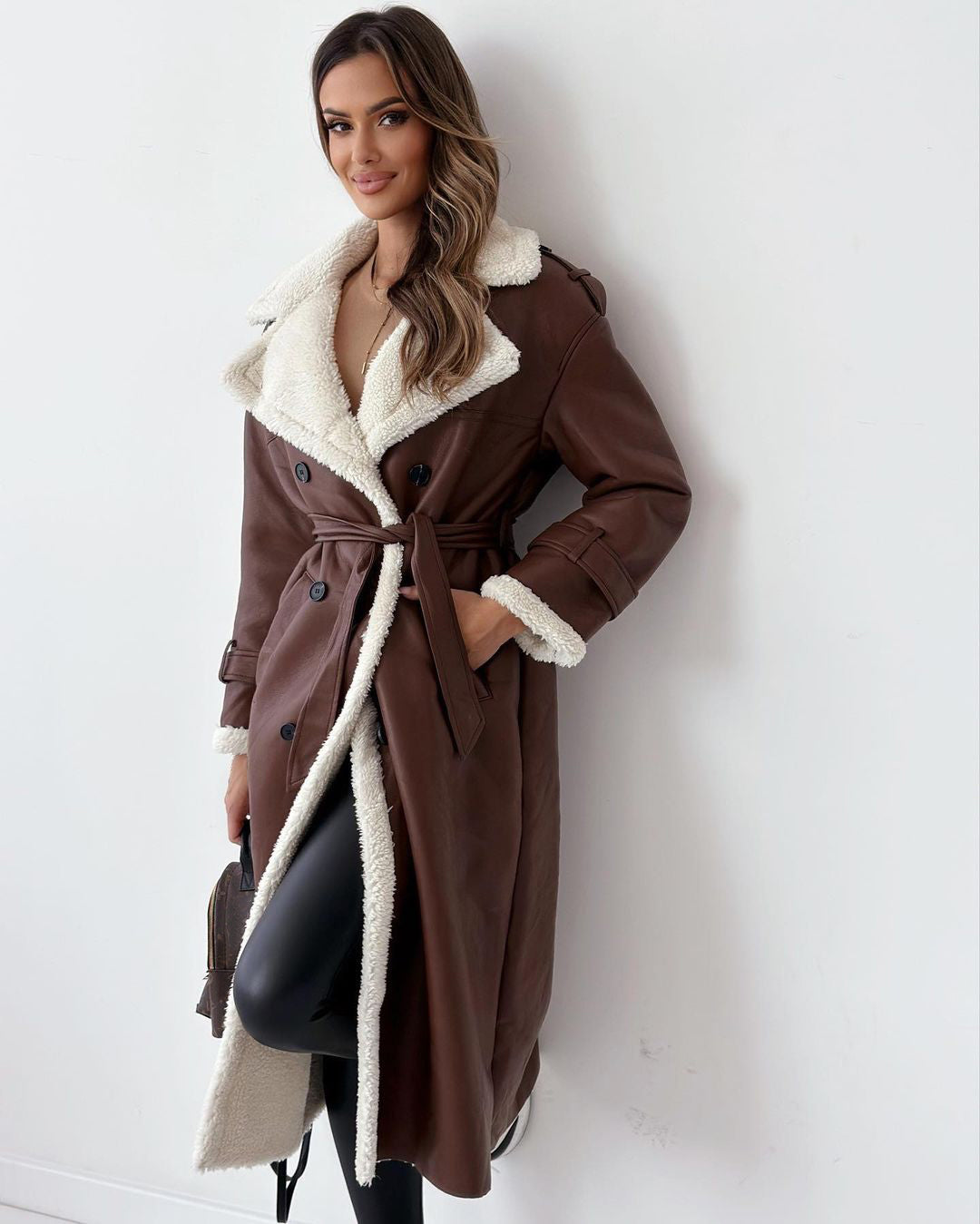 Women’s Belted Double-Breasted Winter Trench Coat – Elegant Warmth & Timeless Style