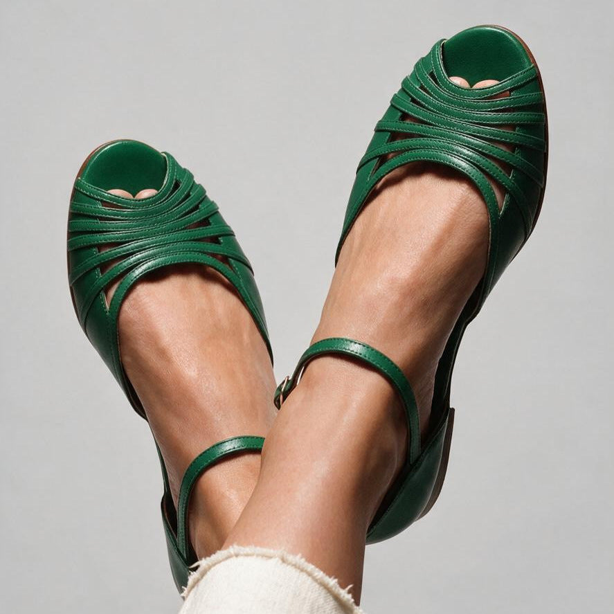 ☀️ Women’s Cut-Out Peep-Toe Flat Sandals – Chic Multi-Strap Summer Style