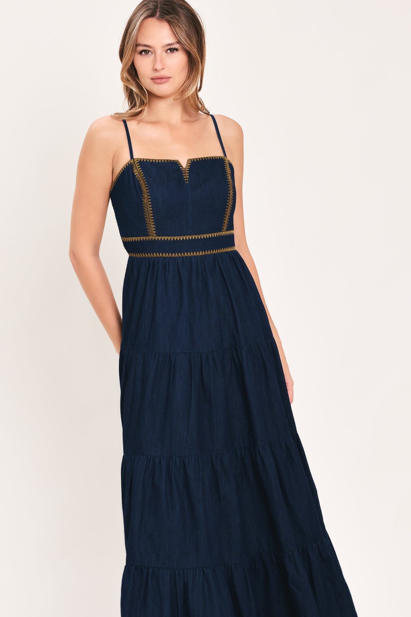 ⭐ STARS ALONG THE SEAM DENIM MAXI DRESS