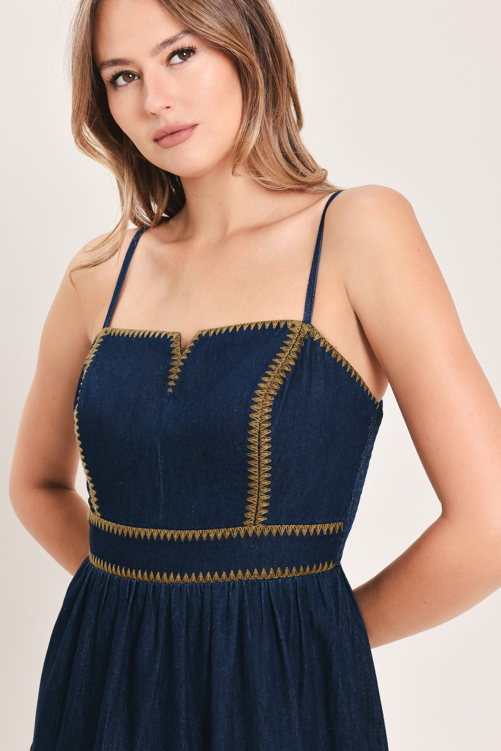 ⭐ STARS ALONG THE SEAM DENIM MAXI DRESS