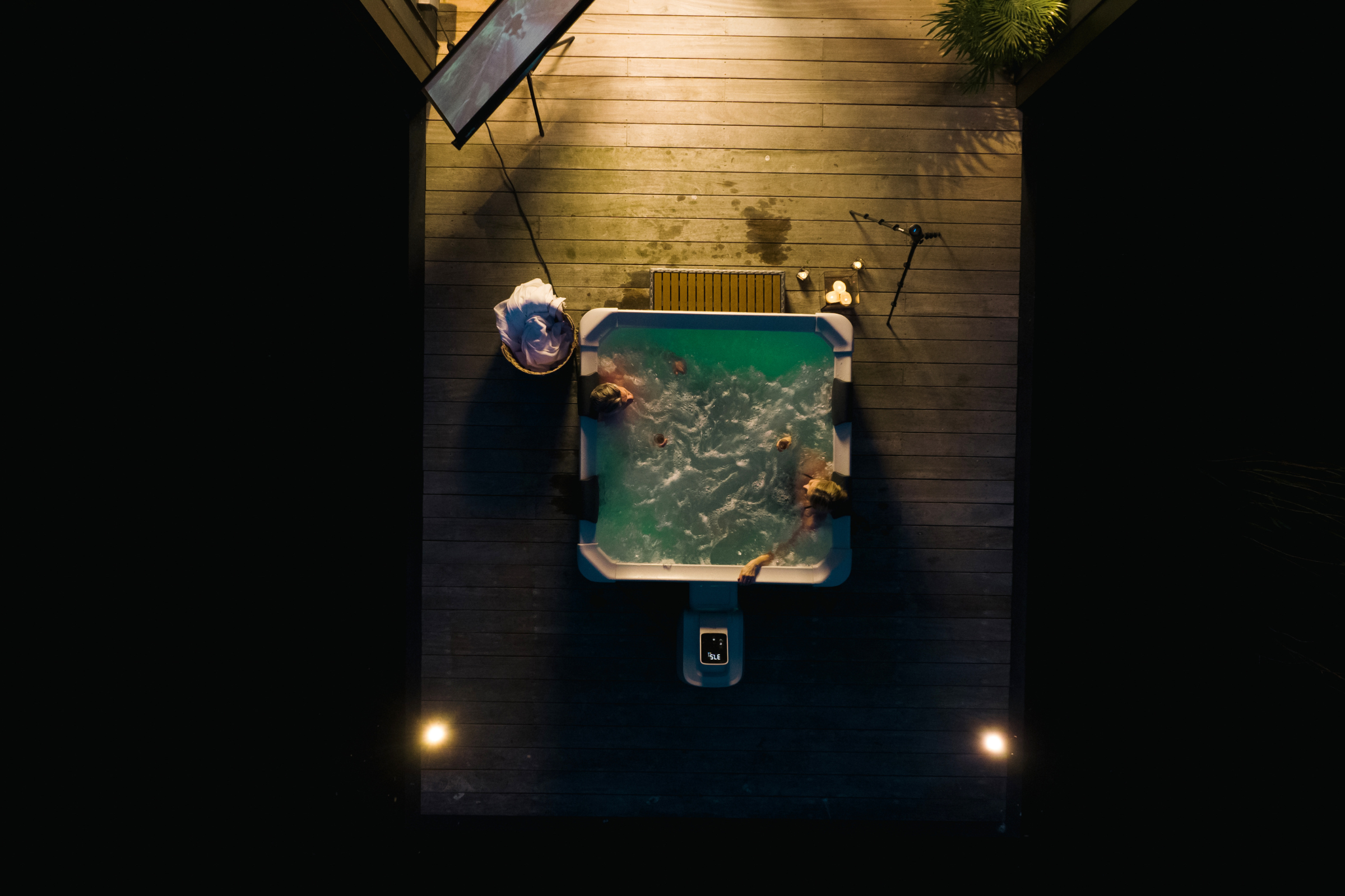 MSPA | OSLO | Frame Series | Rigid Hot Tub & Spa | Light up the night | Upto 6 Person