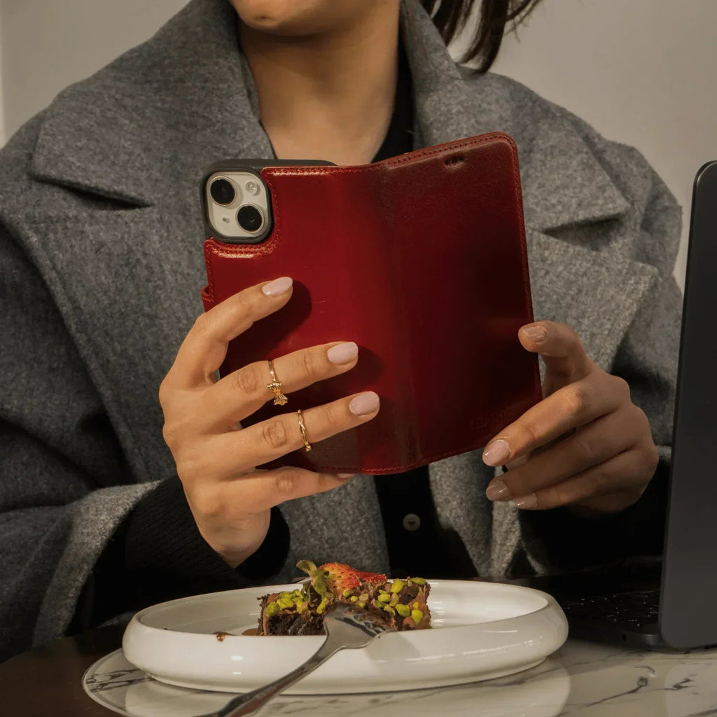 iPhone 16 Series Red Leather Wallet Case – New York Edition