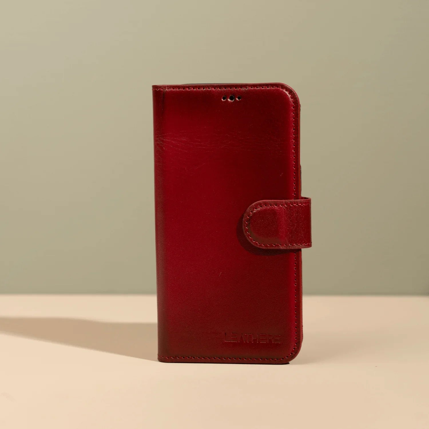 iPhone 16 Series Red Leather Wallet Case – New York Edition